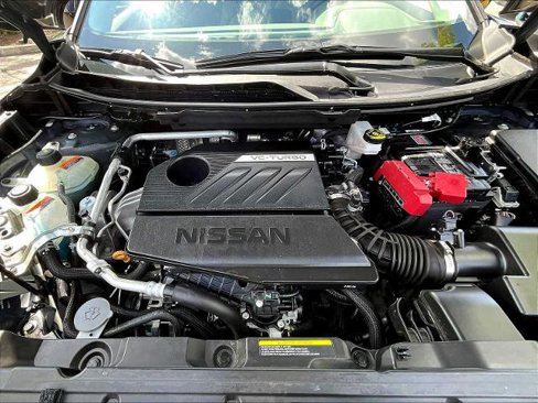 Certified 2025 Nissan Rogue SV image 28