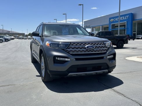 Used 2024 Ford Explorer Limited image 2