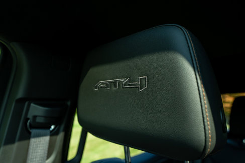 Used 2023 GMC Sierra 1500 AT4 image 34