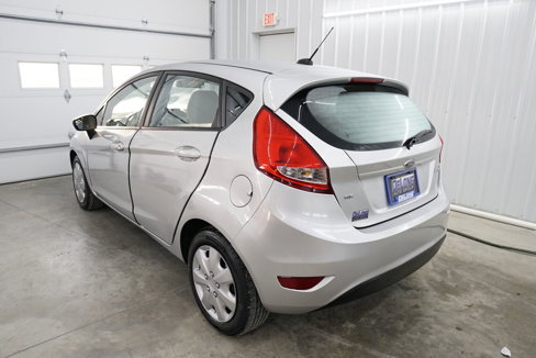 Used 2013 Ford Fiesta SE image 9