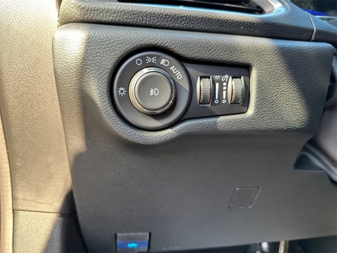New 2026 Chrysler Pacifica Pinnacle image 31