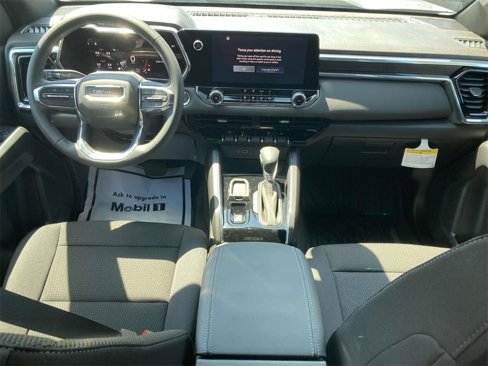 New 2026 GMC Canyon Elevation image 13
