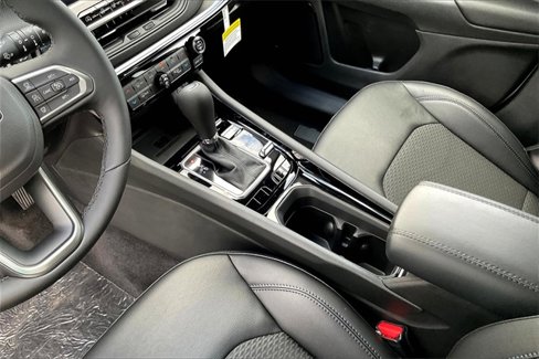 New 2026 Jeep Compass Latitude w/ Quick Order Package 29K image 7