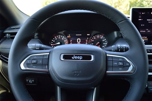 New 2026 Jeep Compass Latitude image 15