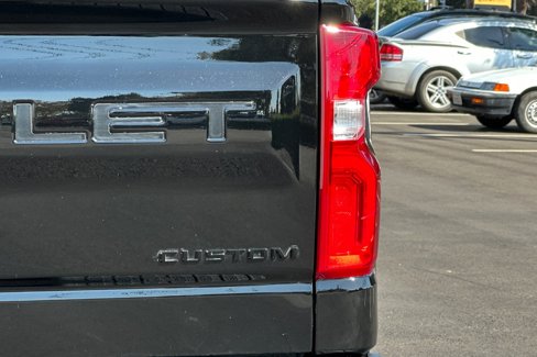 Used 2020 Chevrolet Silverado 1500 Custom Trail Boss w/ Custom Convenience Package image 44