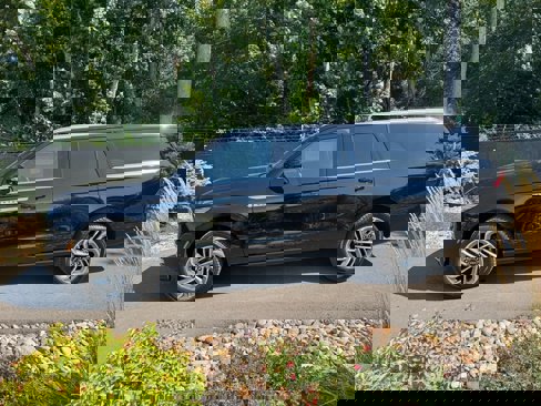 New 2025 Lincoln Navigator L Reserve image 2
