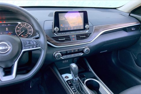 Used 2023 Nissan Altima 2.5 SV image 5