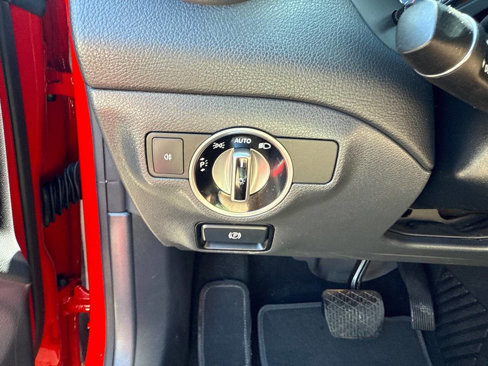 Used 2018 Mercedes-Benz CLA 250 image 27