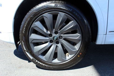 Used 2020 Land Rover Discovery Sport SE R-Dynamic image 30