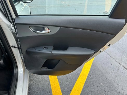 Used 2021 Kia Forte LXS image 23