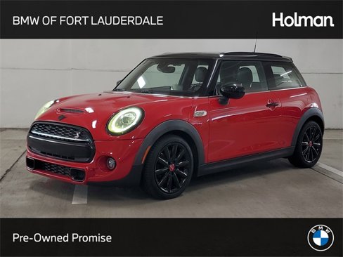 Used 2020 MINI Cooper S image 1