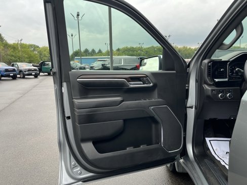 Used 2024 GMC Sierra 1500 SLT image 10