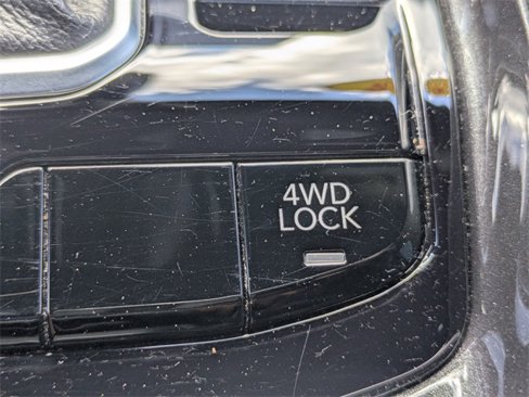 Used 2023 Jeep Compass Sport image 30