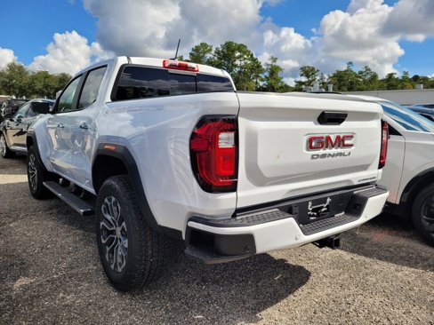 New 2026 GMC Canyon Denali image 8