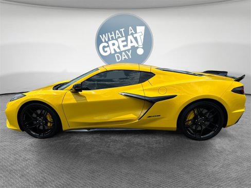Used 2025 Chevrolet Corvette Z06 image 7