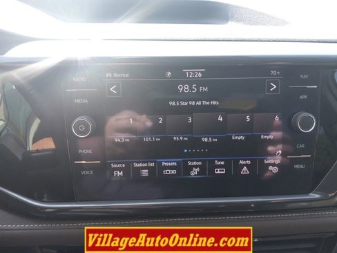 Used 2022 Volkswagen Taos SEL image 43