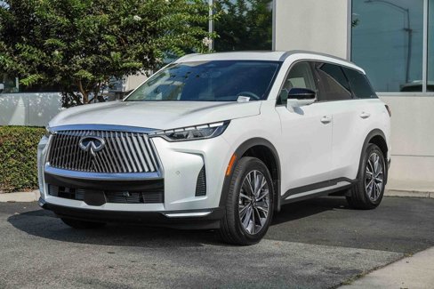 New 2026 INFINITI QX60 Luxe w/ Cargo Package image 3