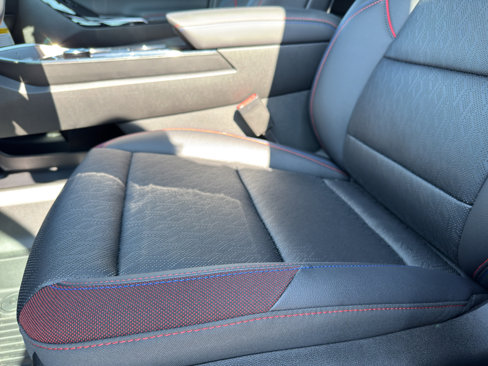 New 2026 Chevrolet Equinox RS w/ Convenience Package III image 16