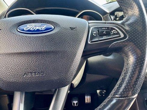 Used 2015 Ford Focus ST image 27