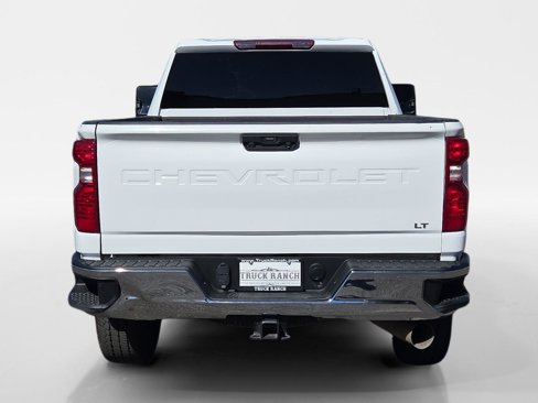 Used 2023 Chevrolet Silverado 2500 LT image 4