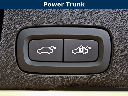 New 2026 Volvo XC60 B5 Ultra w/ Climate Package image 37