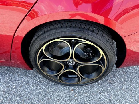 New 2025 Alfa Romeo Giulia AWD w/ Driving Assist Package image 15