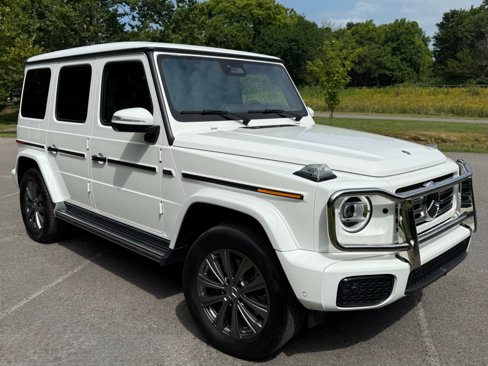 Used 2025 Mercedes-Benz G 550 image 1