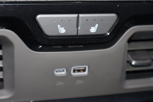 New 2026 GMC Sierra 2500 AT4 w/ AT4 Premium Plus Package image 15