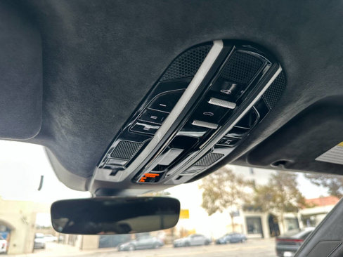 Used 2018 Porsche Panamera Turbo image 48