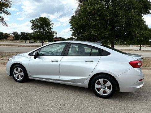 Used 2017 Chevrolet Cruze LS image 3