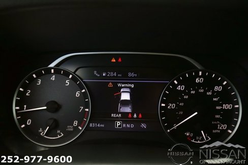 Used 2024 Nissan Frontier SV w/ SV Convenience Package image 16