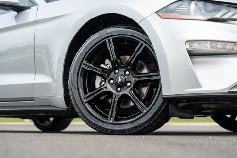 Used 2019 Ford Mustang Coupe w/ Black Accent Package image 6