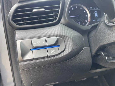 Used 2019 Hyundai Veloster 2.0 image 28