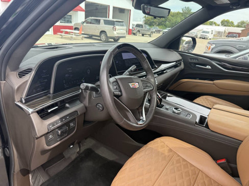 Used 2024 Cadillac Escalade Sport image 11