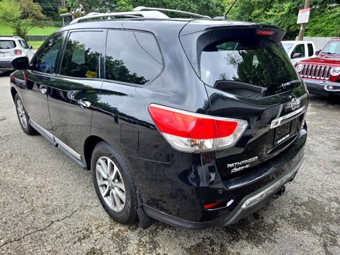 Used 2013 Nissan Pathfinder SL image 3