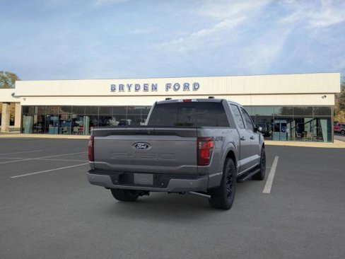 New 2025 Ford F150 XLT w/ Equipment Group 302A MID image 8