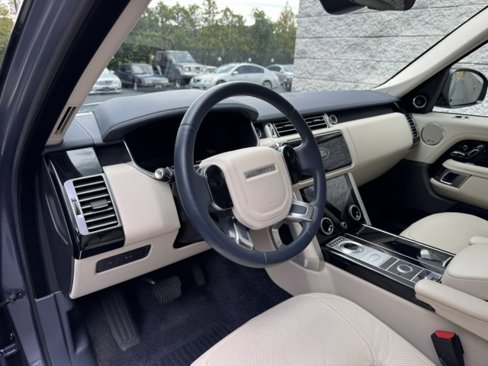 Used 2019 Land Rover Range Rover HSE image 5