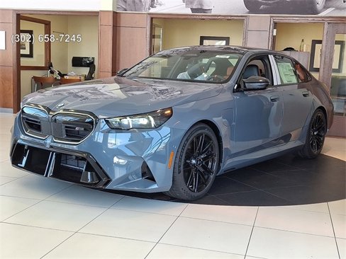 New 2026 BMW M5 w/ Carbon Package image 1