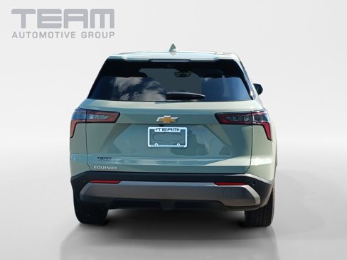 New 2026 Chevrolet Equinox LT w/ Convenience Package II image 6