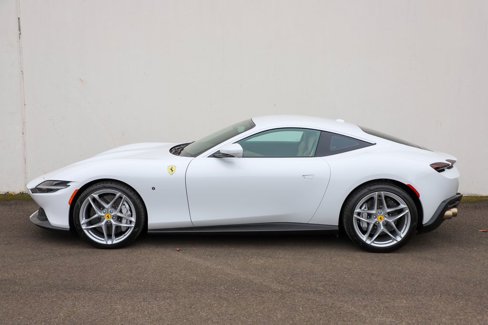 Certified 2023 Ferrari Roma image 2