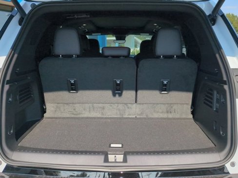 New 2026 Chevrolet Traverse RS w/ LPO, Floor Liner Package image 27