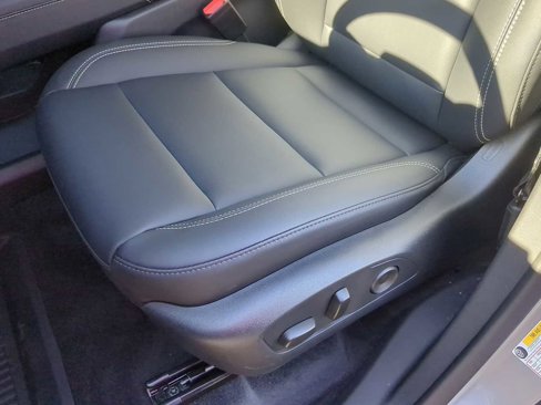 New 2025 GMC Acadia Elevation w/ Elevation Premium Package image 13