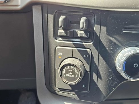 Used 2022 Ford F150 XLT w/ Equipment Group 302A High image 24