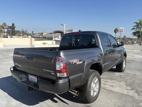 Used 2012 Toyota Tacoma PreRunner image 37