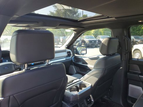 New 2025 Ford F150 Platinum w/ Equipment Group 702A High image 31