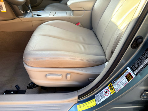 Used 2011 Toyota Camry LE image 37