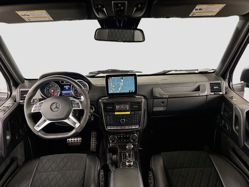 Used 2017 Mercedes-Benz G 550 Squared image 9