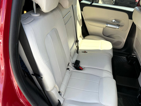 Used 2023 Mercedes-Benz GLB 250 4MATIC image 14