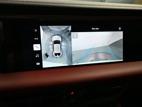 Certified 2025 Porsche Macan 4S Electric image 9