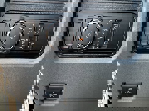 New 2026 Ford F250 XL w/ XL Chrome Package image 31